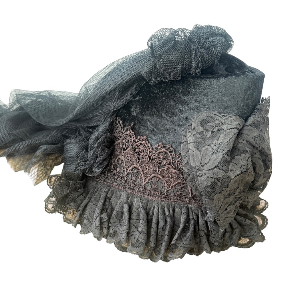 Hopeless Romantic Velvet Lace Bonnet Gothic Victorian Veil Hat OS Black Vintage